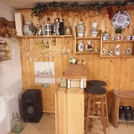 Silvester Drevenica Pod Horou Nyaraló *